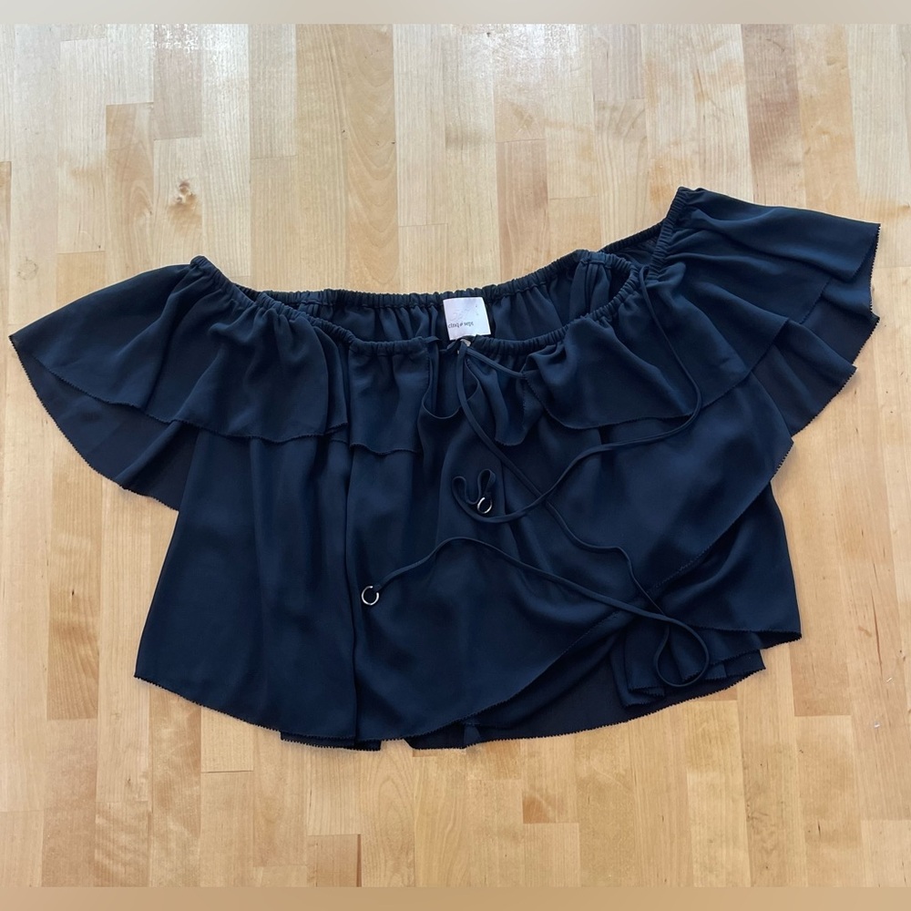 cinq a sept Black Off-Shoulder Ruffle Tie Crop Top